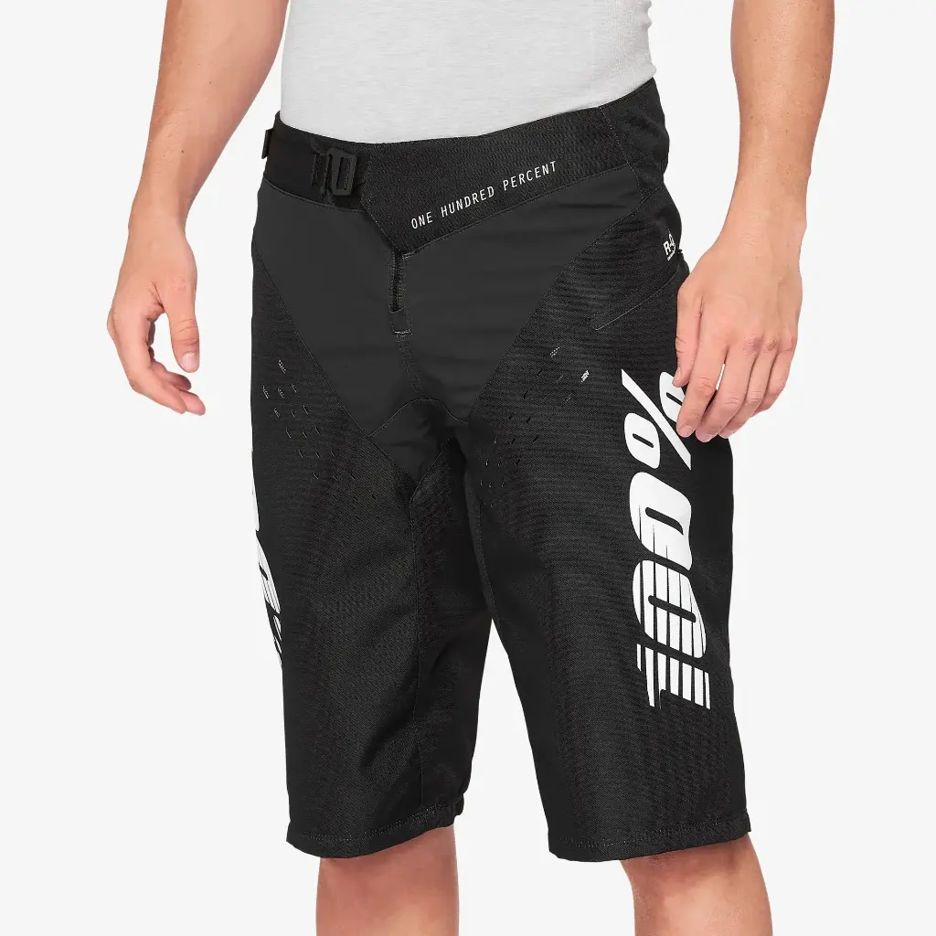 R-CORE Shorts Black 30 42105-001-30